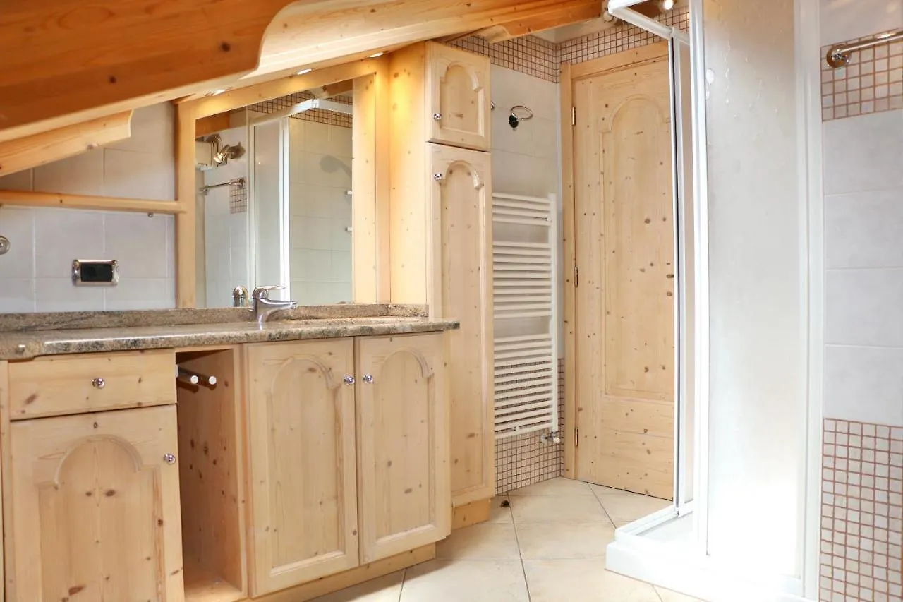 Bike&Ski Centro Apartments Livigno 0*,